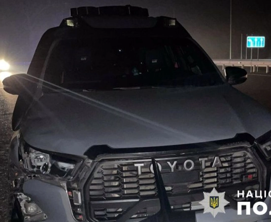 Під Полтавою автівка смертельно травмувала жінку